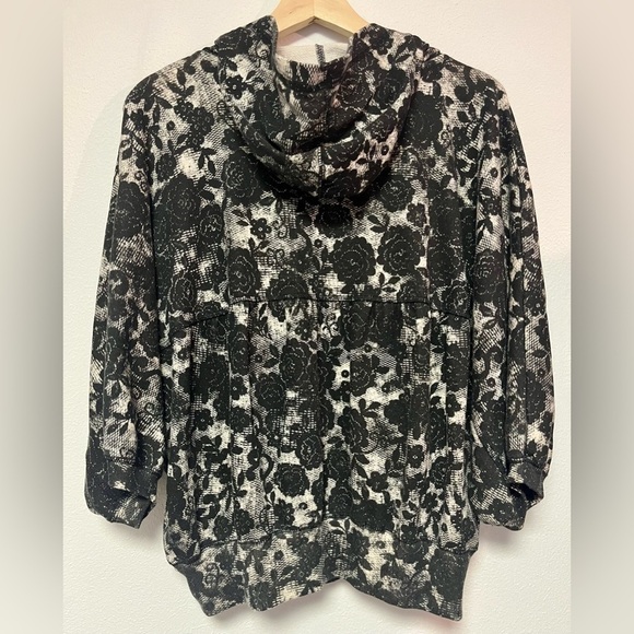 Billabong Black Flowers Cardigan Hoodie - Picture 2 of 8